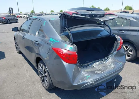 2017 Toyota Corolla Se из США, поврежденный, VIN 5YFBURHE4HP613712